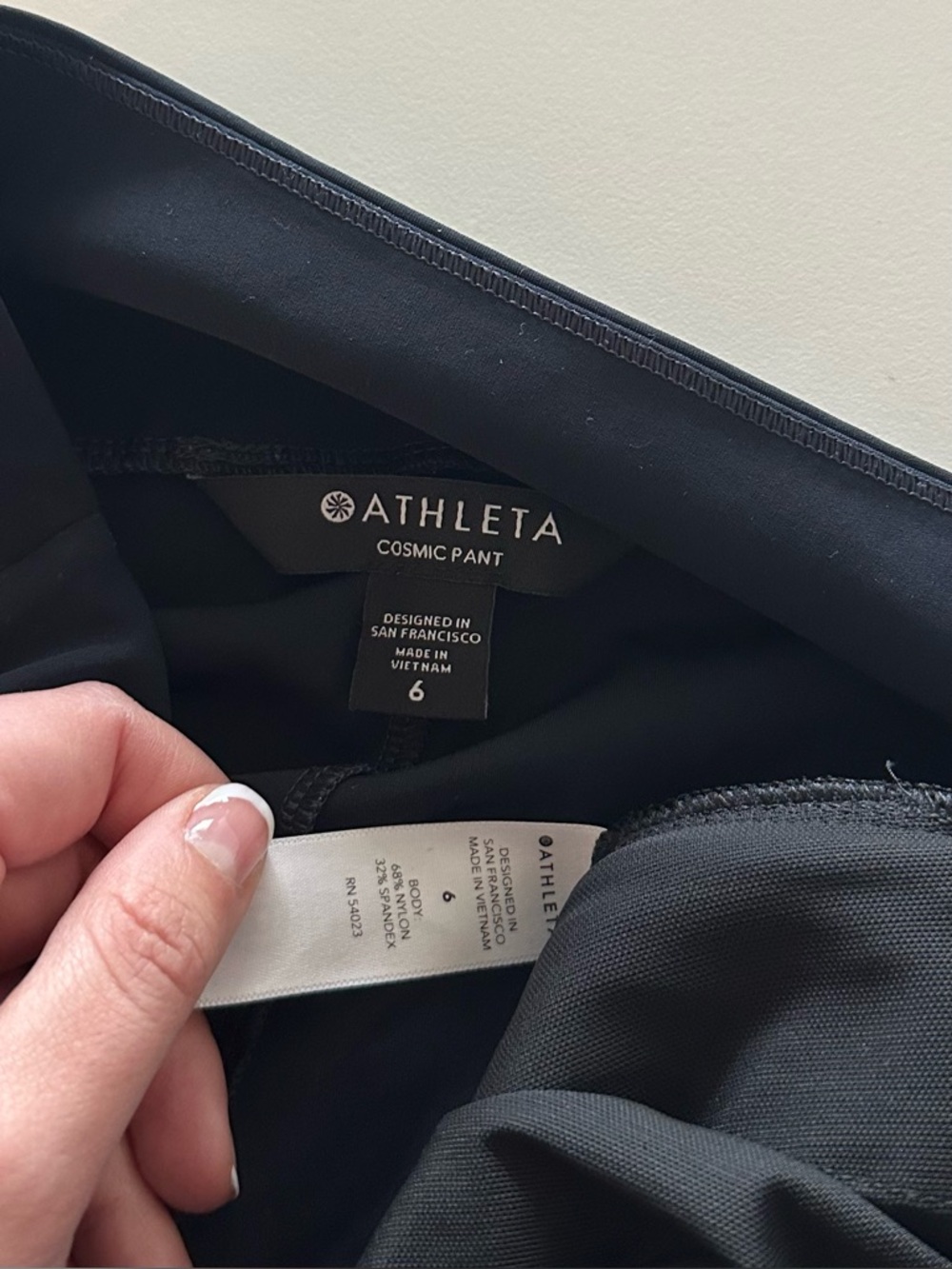 ATHLETA Cosmic Wide Leg Pants Work Travel Dark Navy Blue 8 Lightweight - Picture 7 of 8